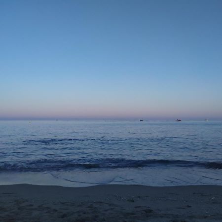 Carihuela La Luna Sun & Beach Apartment ตอร์เรโมลิโนส ภายนอก รูปภาพ